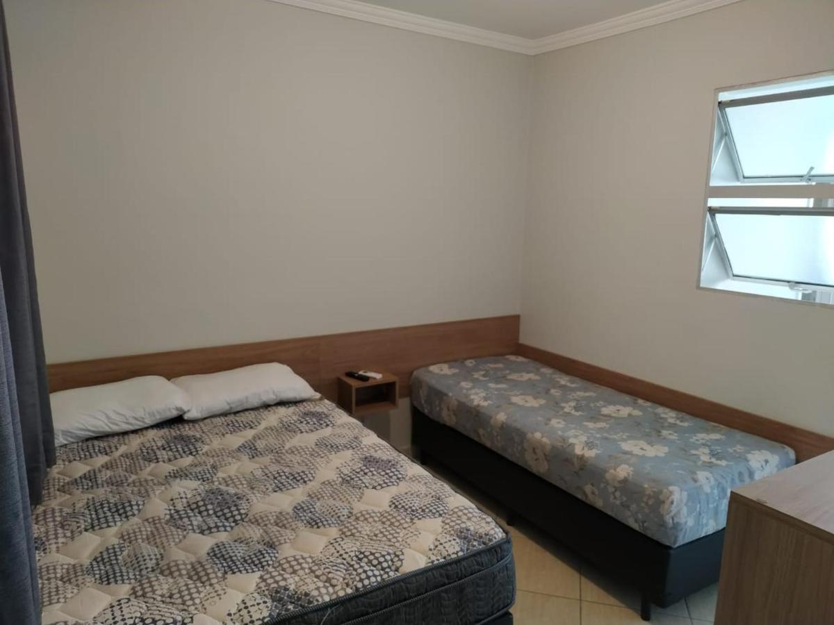 Kitnet Asturias 51B No Ed. Guariata, Proximo A Praia Das Asturias Em גוארויה מראה חיצוני תמונה