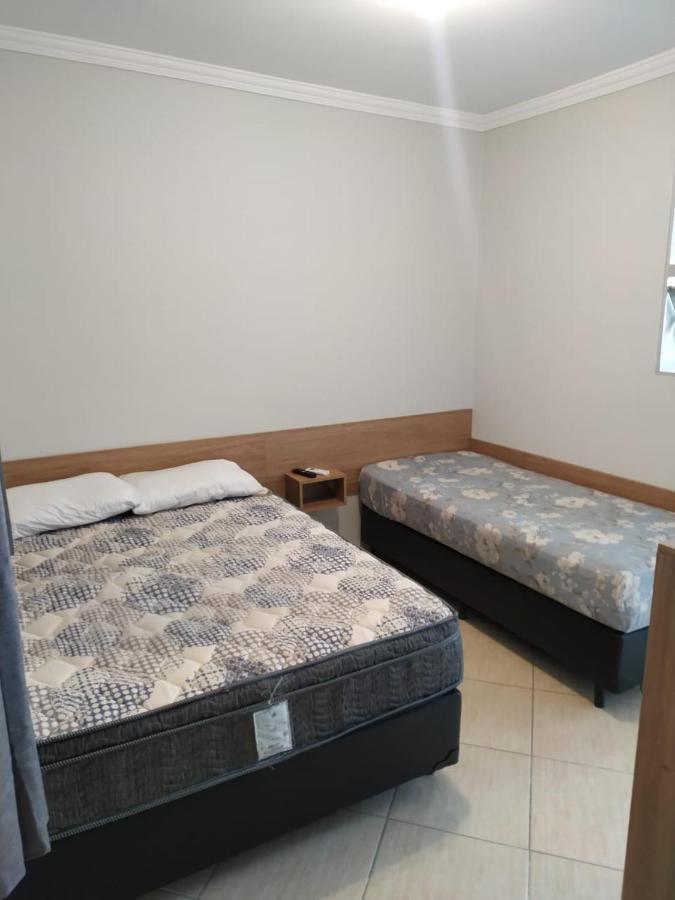 Kitnet Asturias 51B No Ed. Guariata, Proximo A Praia Das Asturias Em גוארויה מראה חיצוני תמונה