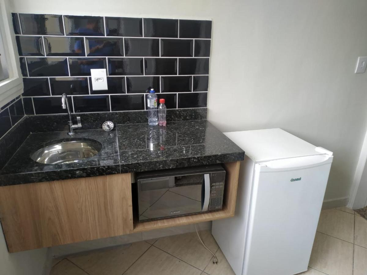 Kitnet Asturias 51B No Ed. Guariata, Proximo A Praia Das Asturias Em גוארויה מראה חיצוני תמונה