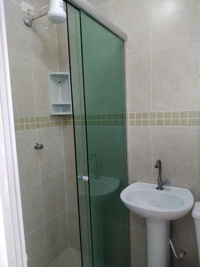 Kitnet Asturias 51B No Ed. Guariata, Proximo A Praia Das Asturias Em גוארויה מראה חיצוני תמונה
